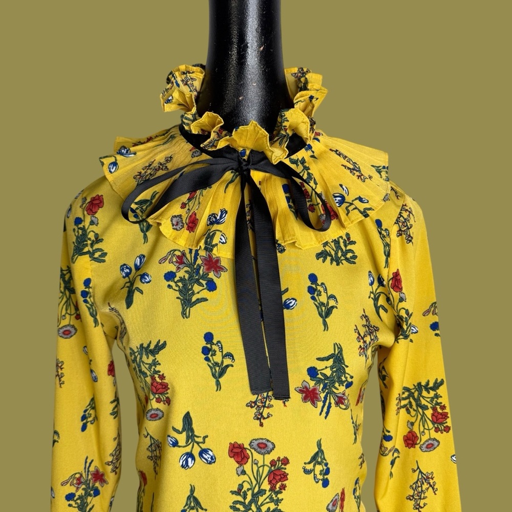 Acme Floral Yellow Ruffle Blouse - Picture 3 of 16